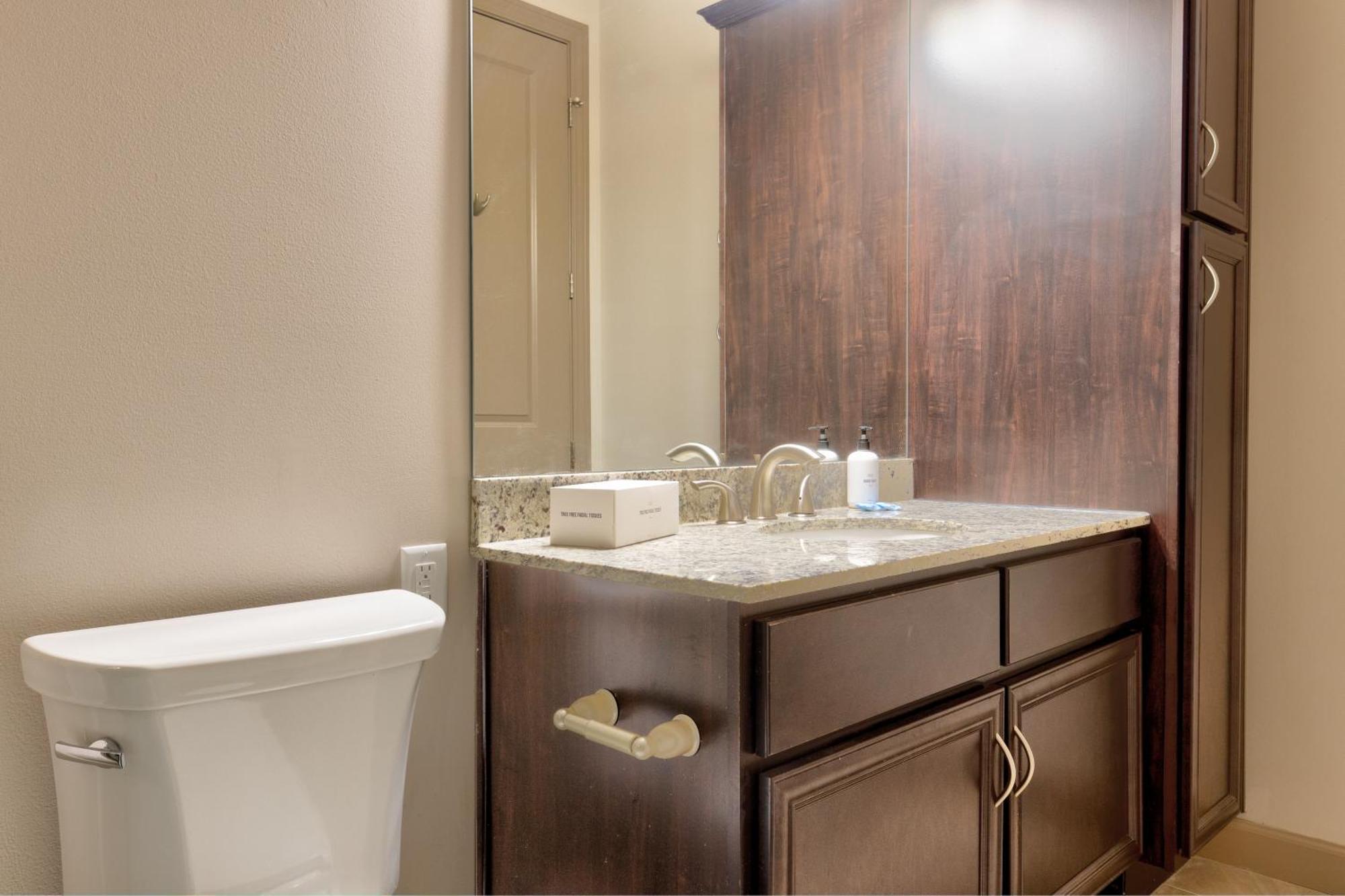 Kasa Central West End St Louis Richmond Heights Rum bild